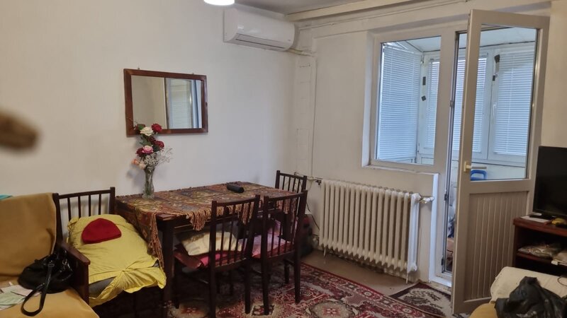 Militari, Piata Veteranilor,